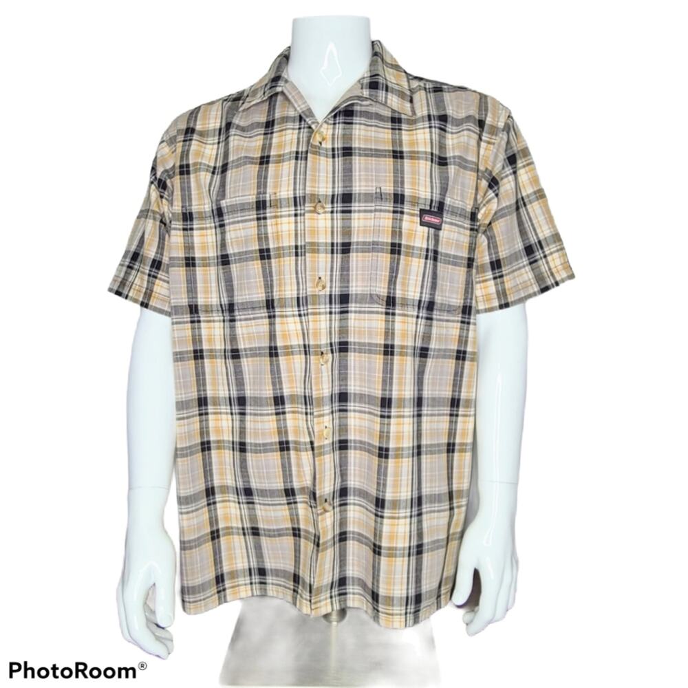 Dickies short sleeve plaid button down shirt Large